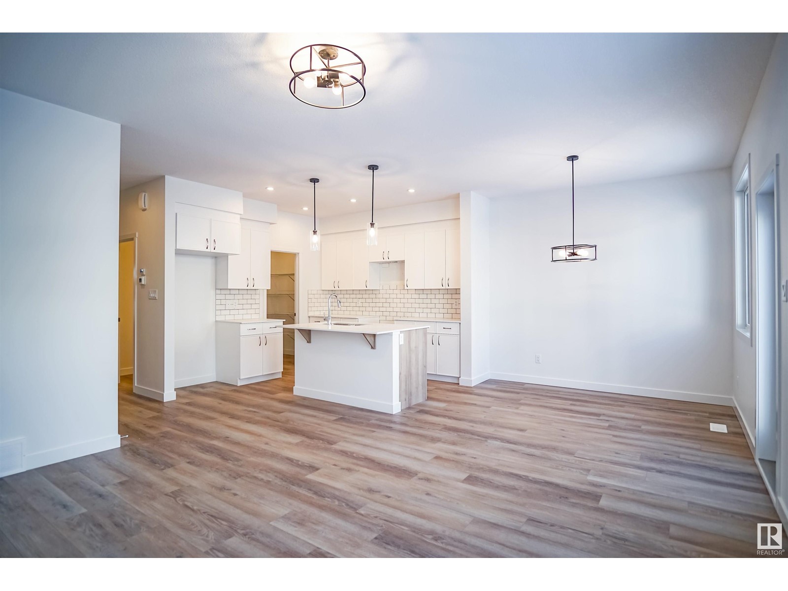 Property at 17345 6A ST NE image 4