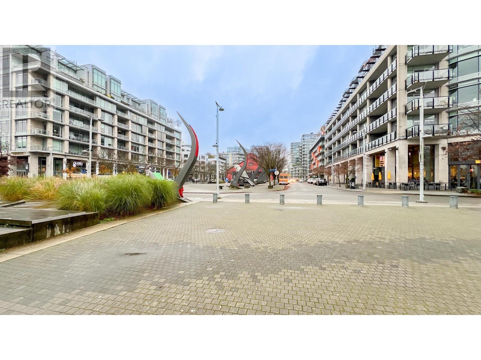 Listing Picture 20 of 22 : 1703 MANITOBA STREET, Vancouver / 溫哥華 - 魯藝地產 Yvonne Lu Group - MLS Medallion Club Member