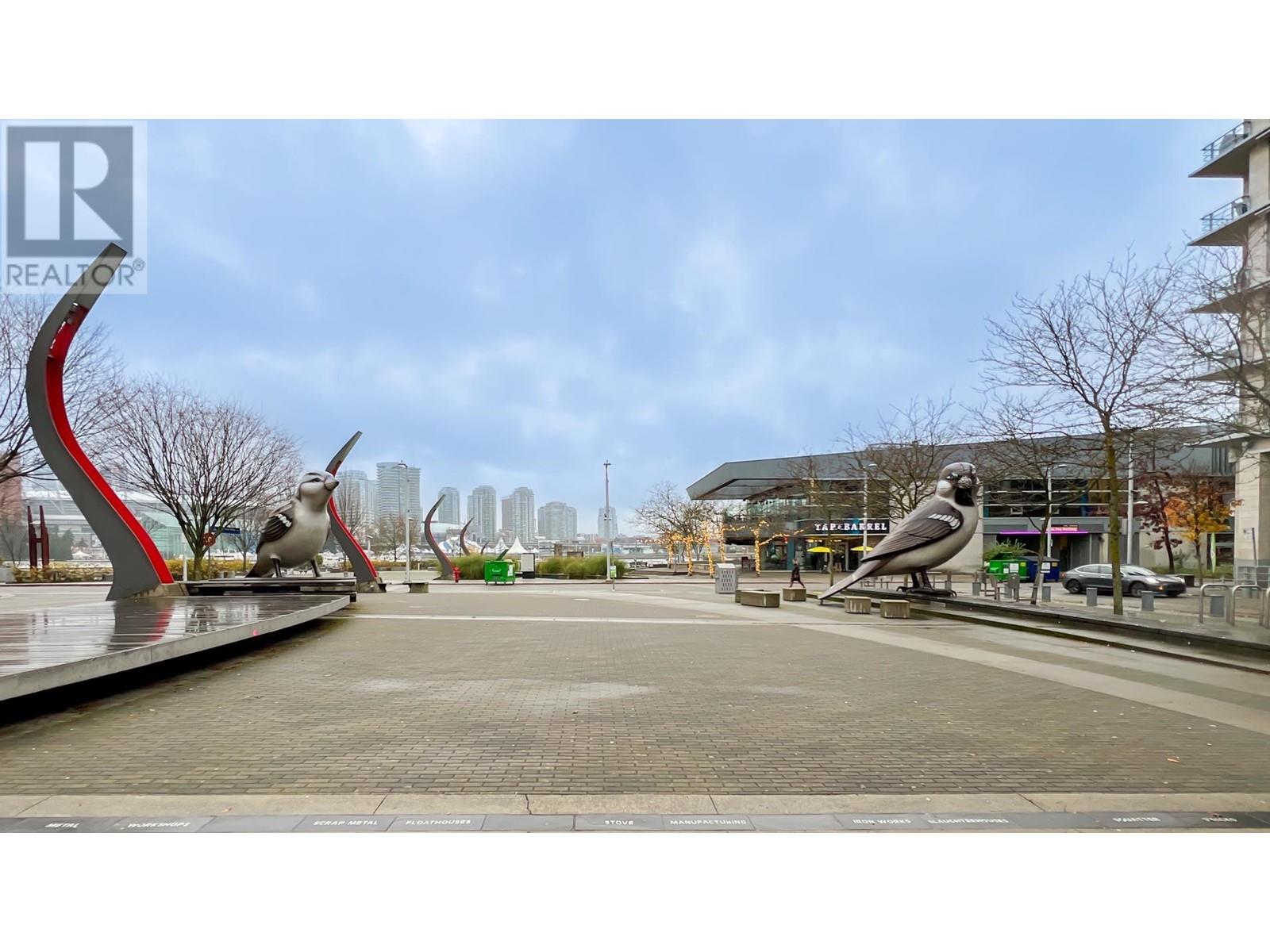 Listing Picture 22 of 22 : 1703 MANITOBA STREET, Vancouver / 溫哥華 - 魯藝地產 Yvonne Lu Group - MLS Medallion Club Member