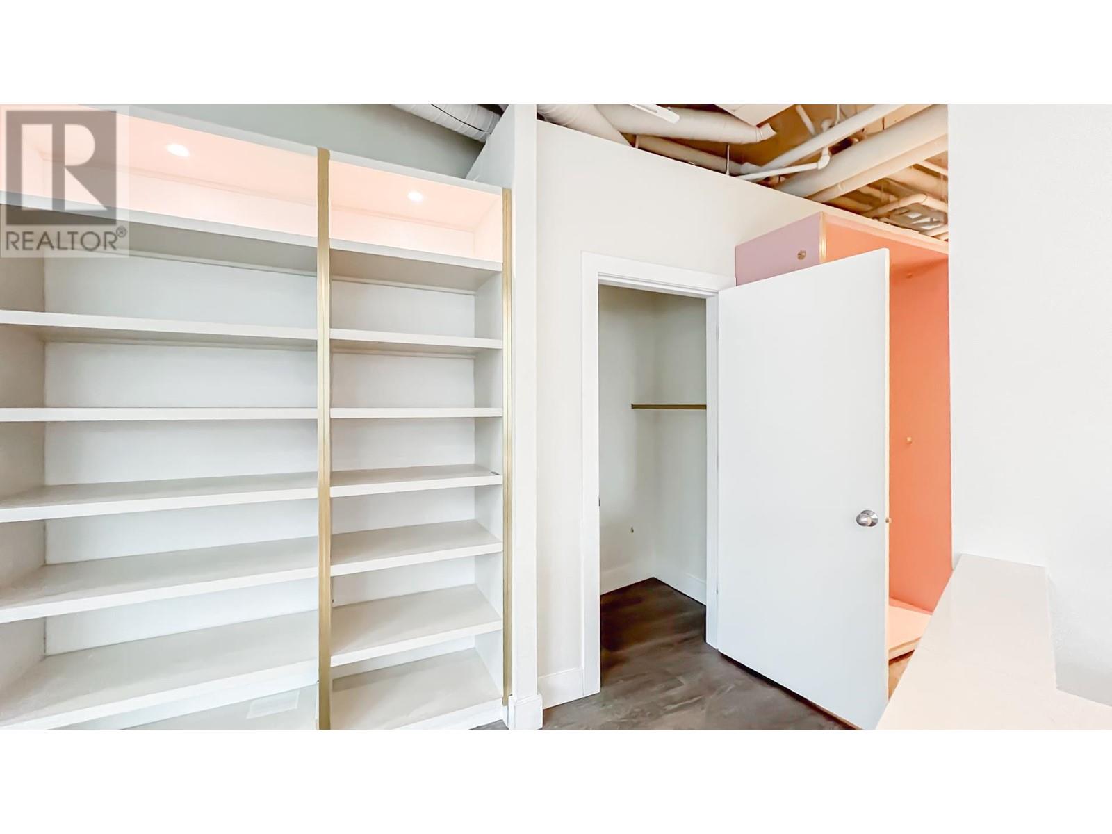 Listing Picture 10 of 22 : 1703 MANITOBA STREET, Vancouver / 溫哥華 - 魯藝地產 Yvonne Lu Group - MLS Medallion Club Member