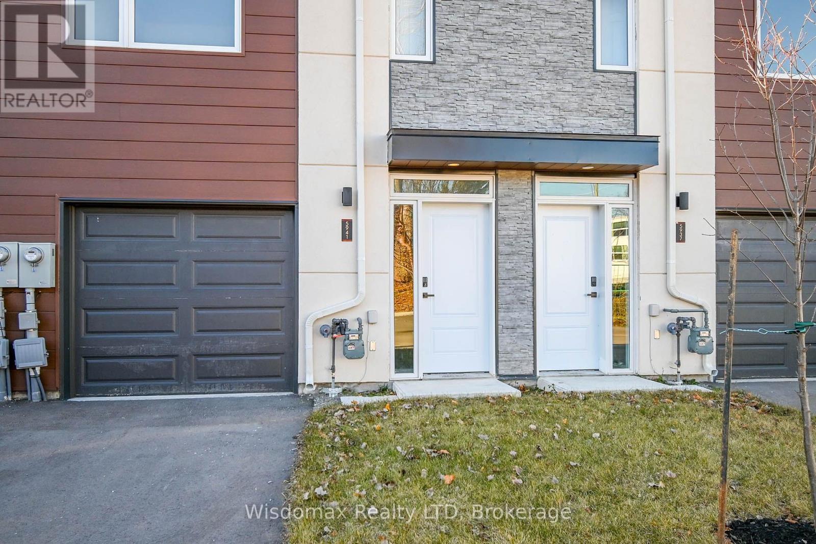 5937 Bentley Common E, Niagara Falls, Ontario  L2G 3T6 - Photo 1 - X11893158