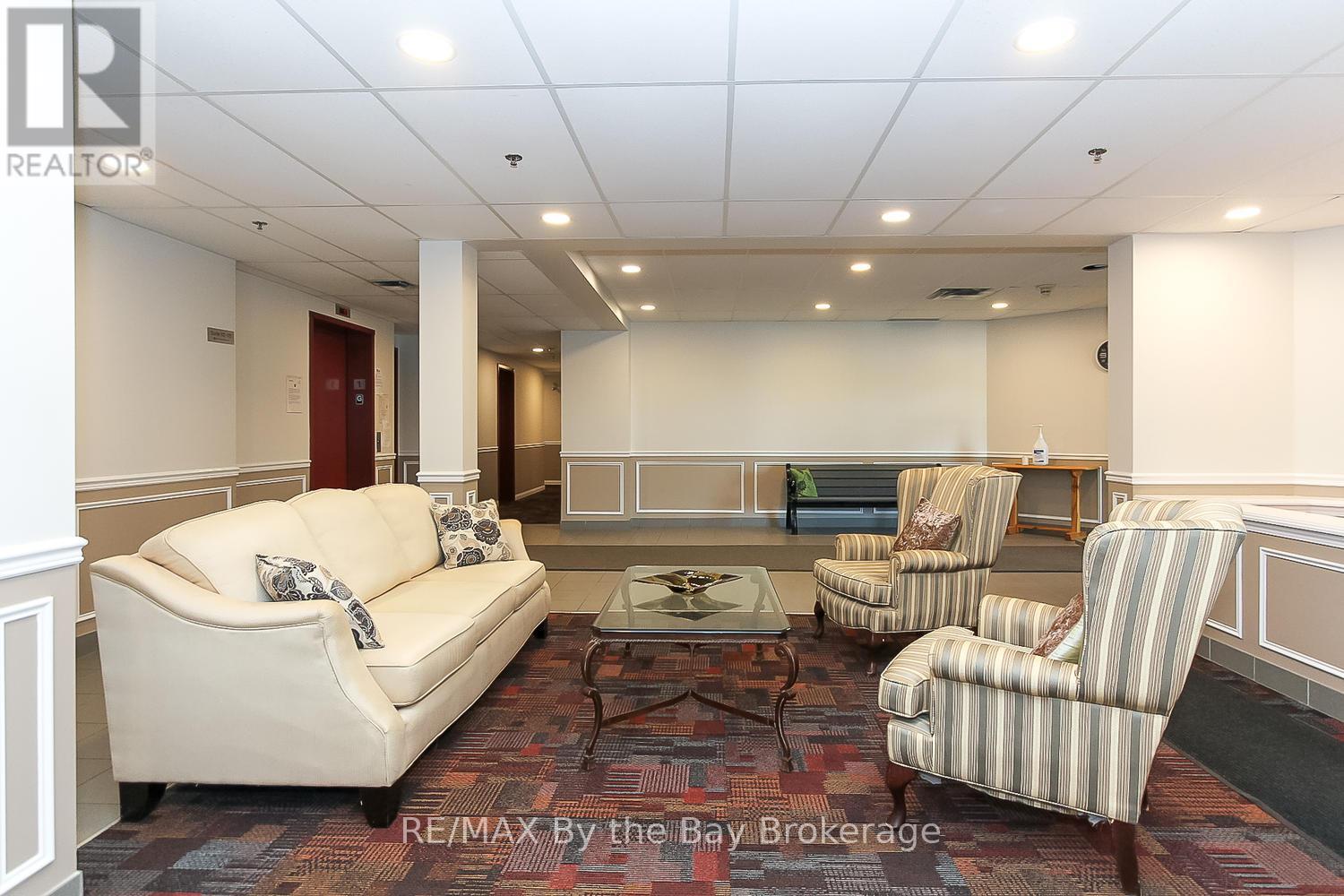 211 - 16 Westbury Road, Wasaga Beach, Ontario  L9Z 0B8 - Photo 27 - S11893176