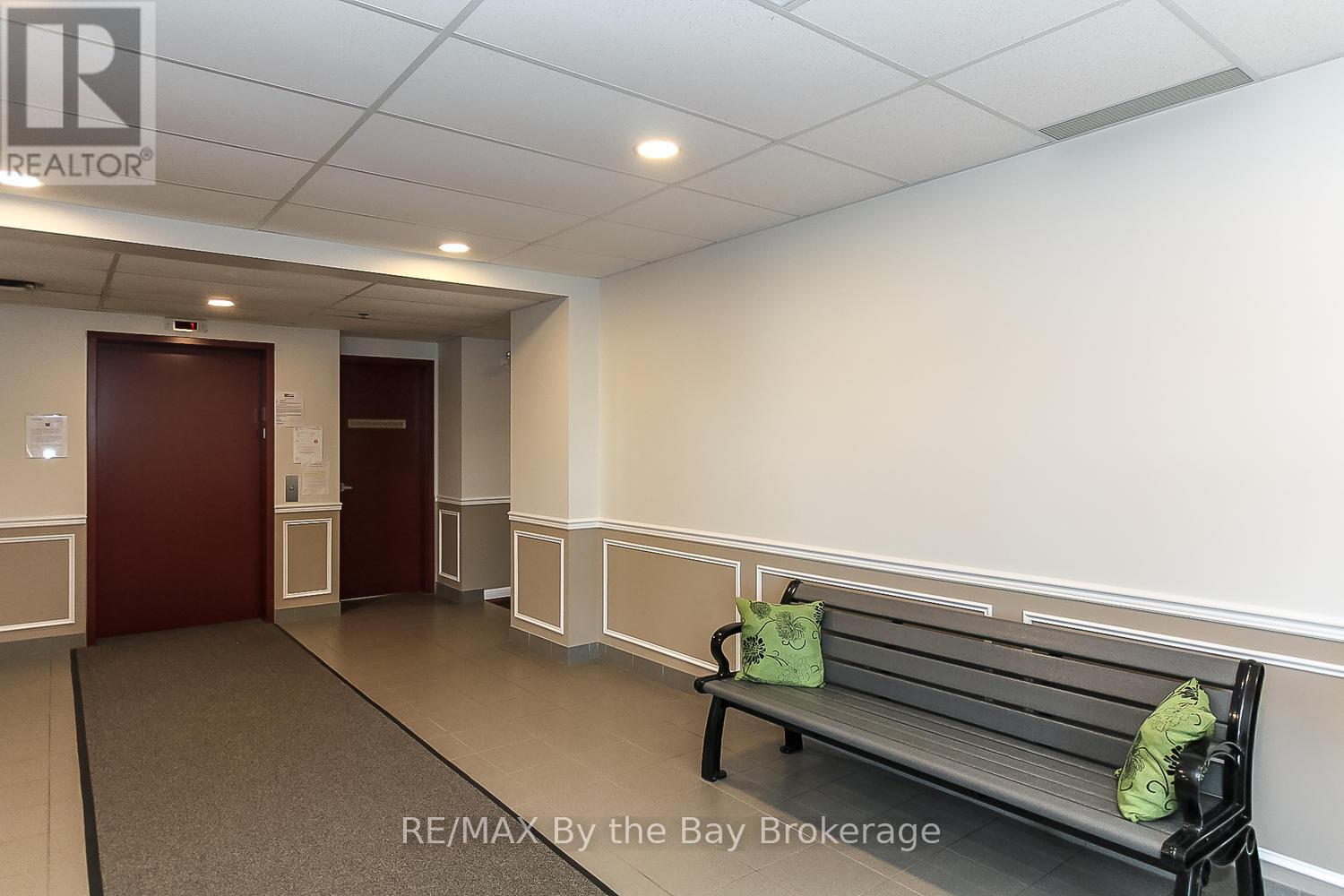 211 - 16 Westbury Road, Wasaga Beach, Ontario  L9Z 0B8 - Photo 28 - S11893176