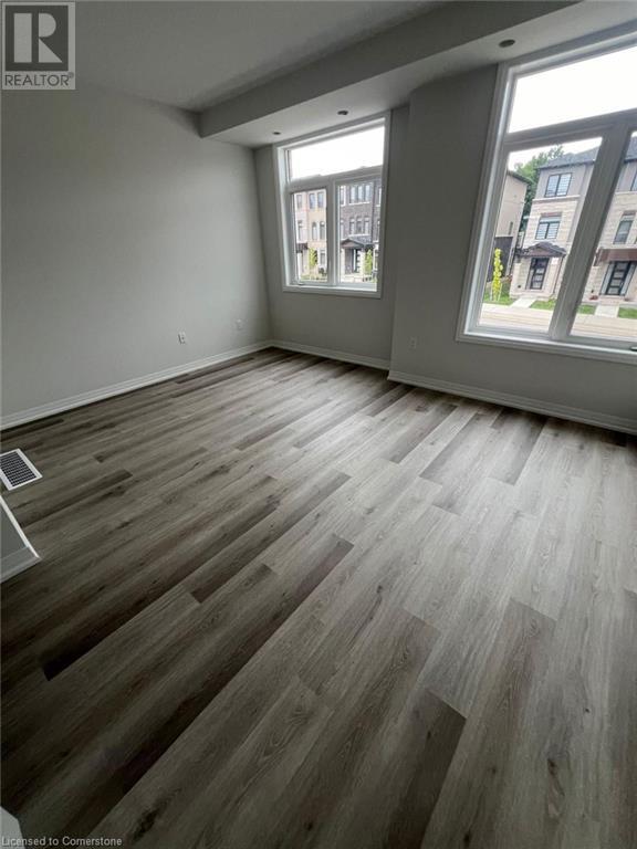 155 Equestrian Way Unit# 24, Cambridge, Ontario  M3E 0E8 - Photo 4 - 40684831