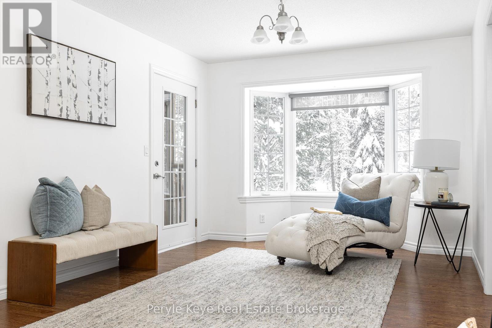 557 South Mary Lake Road, Huntsville, Ontario  P0B 1L0 - Photo 3 - X11886076