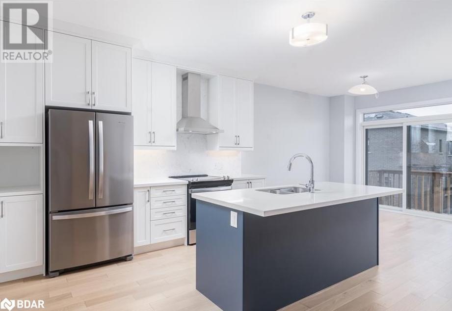 34 Periwinkle Road, Midhurst, Ontario  L9X 2C8 - Photo 4 - 40685244