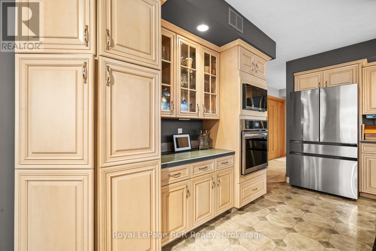 705 21st A Avenue, Hanover, Ontario  N4N 3M2 - Photo 31 - X11893238