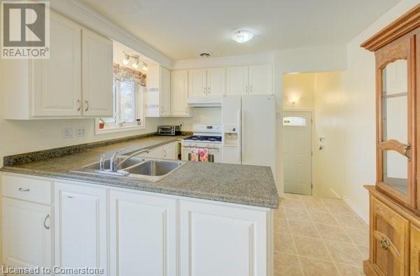 336 Vanier DriveKitchener, Ontario  N2C 1J9 - Photo 11 - 40685288