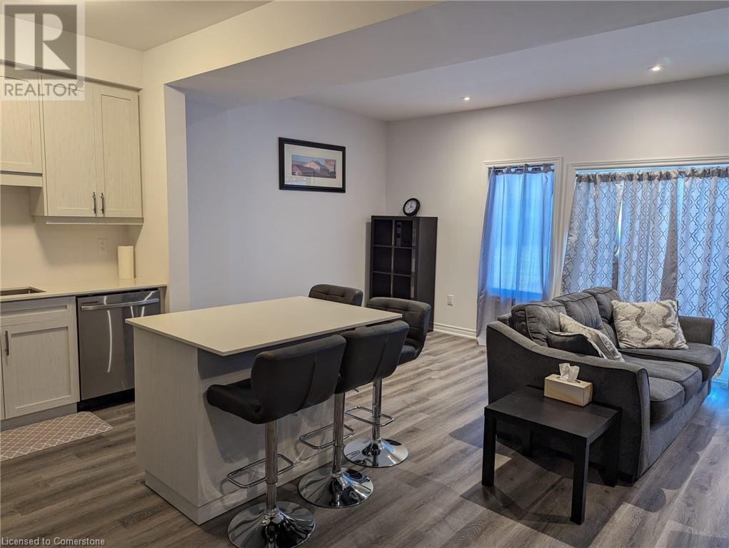 448 BLACKBURN Drive Unit# 13, Brantford, Ontario