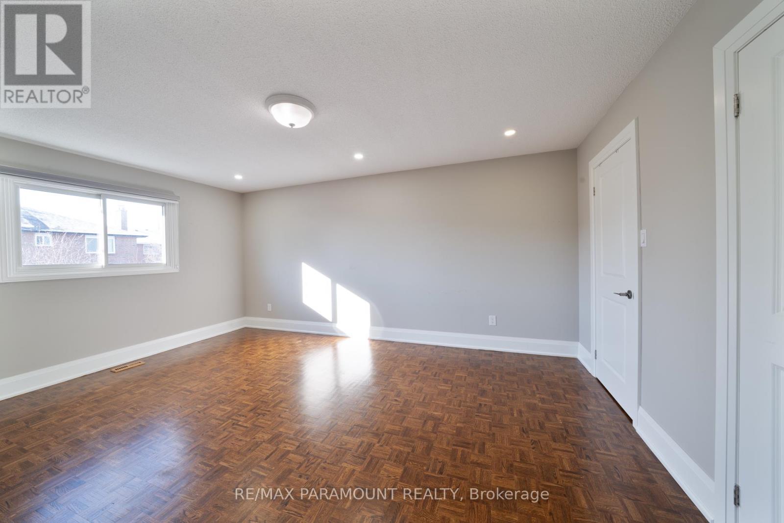 Upper - 9 Porteous Circle, Brampton, Ontario  L6S 5C6 - Photo 25 - W10416811