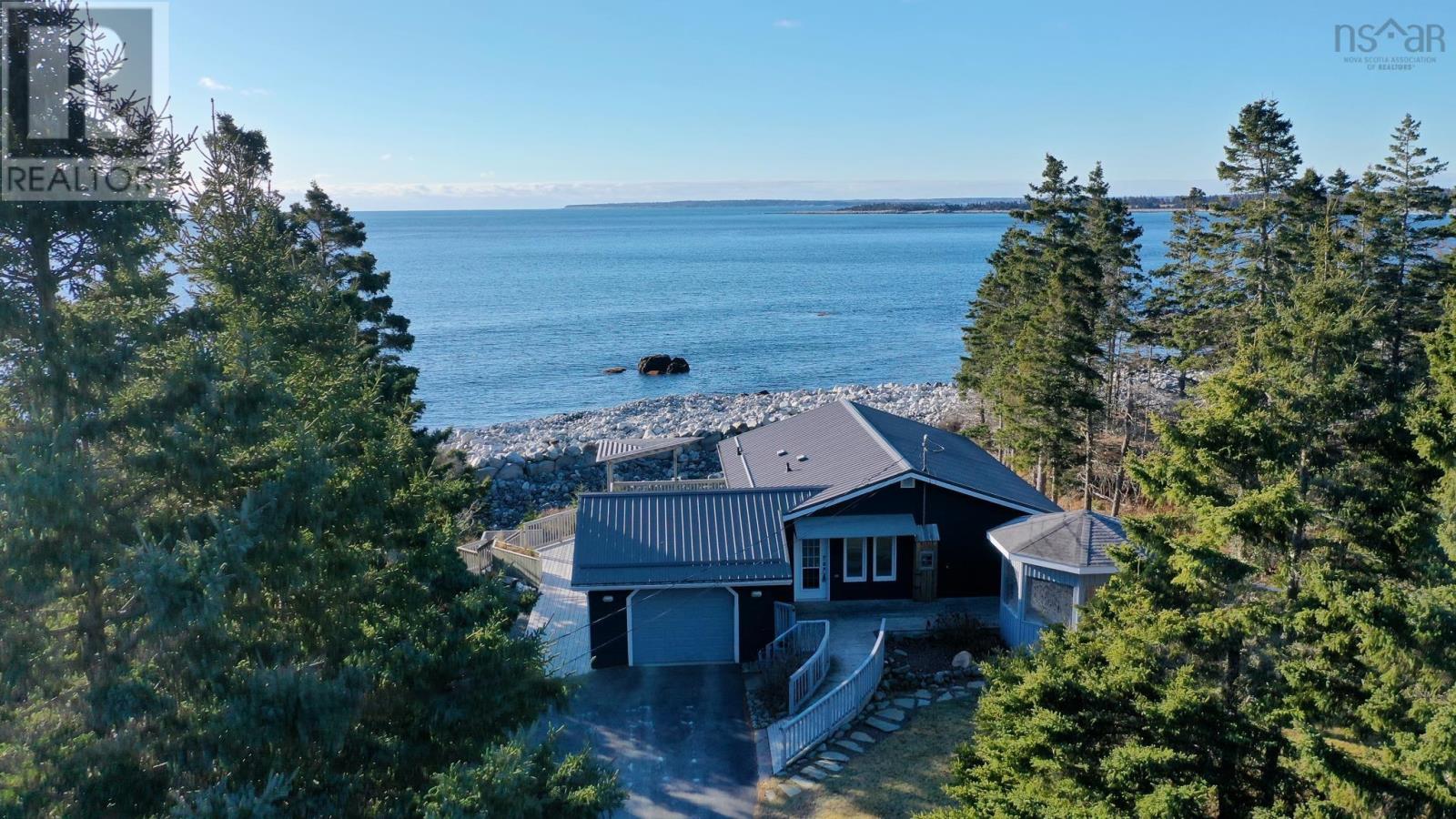 76 Edgewater Drive, White Point, Nova Scotia  B0T 1G0 - Photo 2 - 202427870