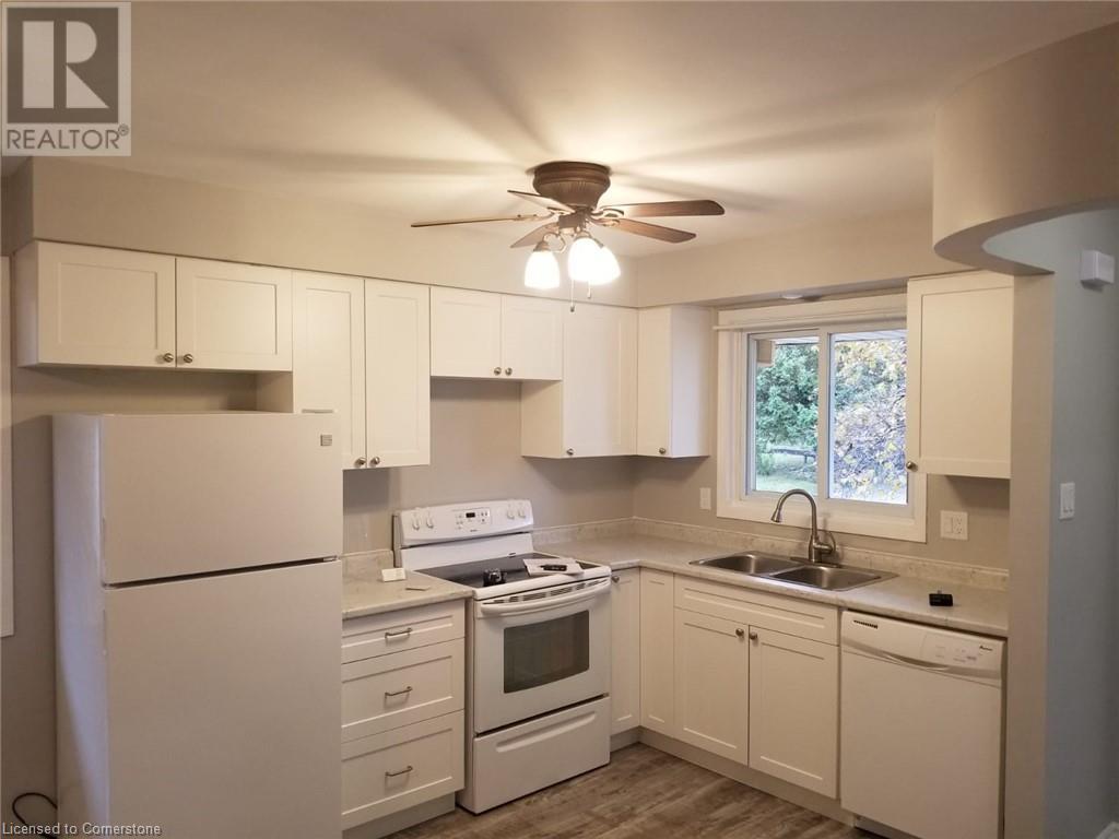 31 Bosworth Crescent, Kitchener, Ontario  N2E 1Y9 - Photo 3 - 40685339