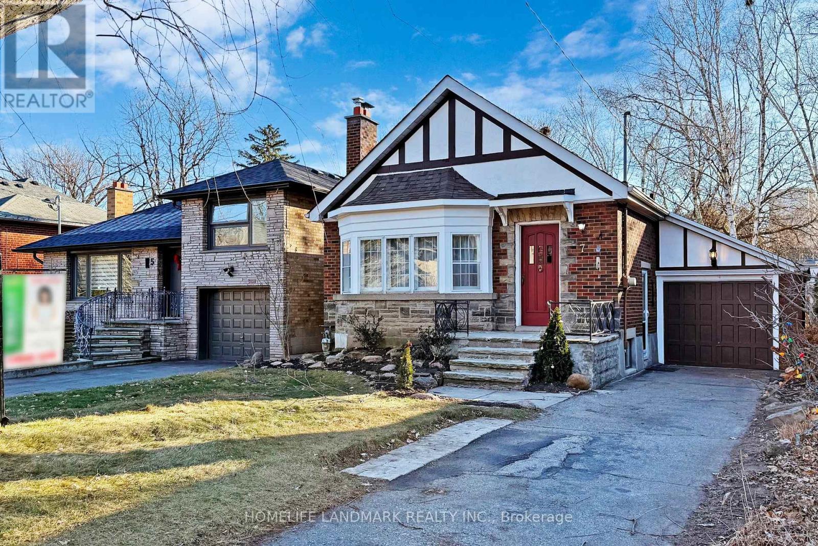 7 Mattice RoadToronto (Islington-City Centre West), Ontario  M9A 1E1 - Photo 2 - W11893483