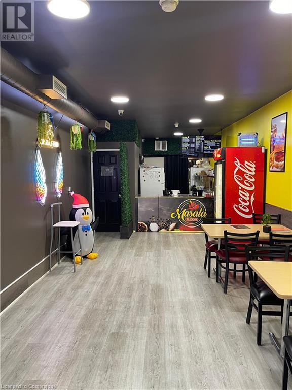 118 Dalhousie Street, Brantford, Ontario  N3T 2J3 - Photo 2 - 40684927