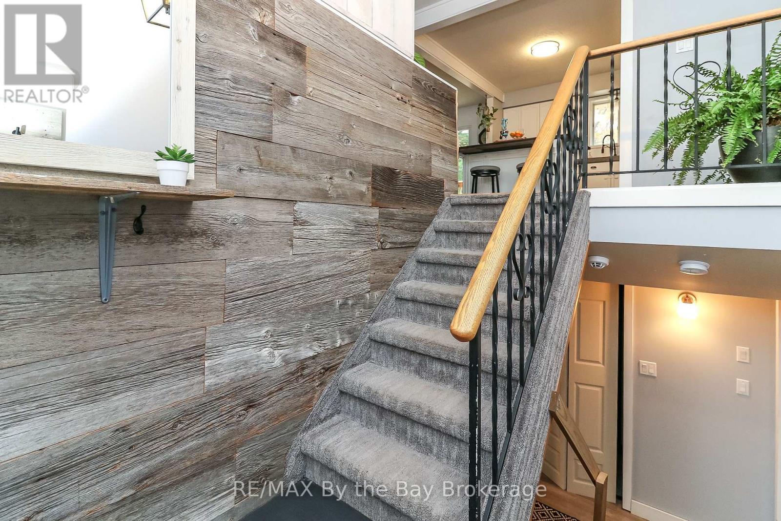 109 Knox Road W, Wasaga Beach, Ontario  L9Z 2A8 - Photo 11 - S11886660