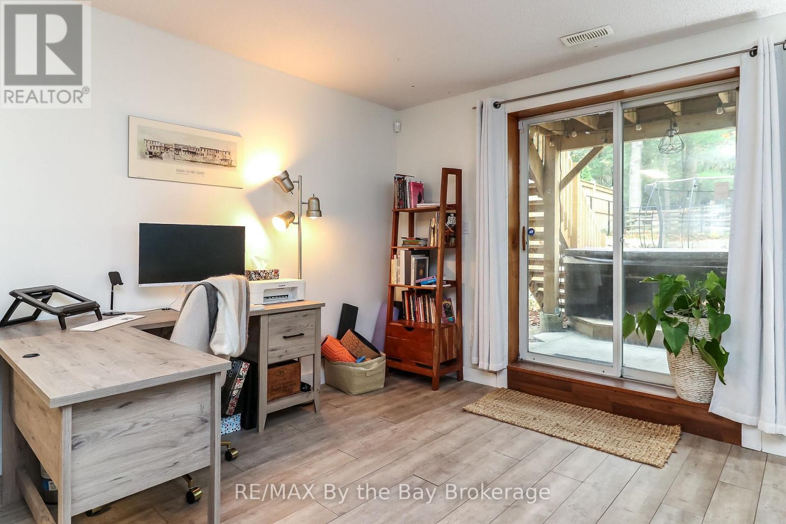 109 Knox Road W, Wasaga Beach, Ontario  L9Z 2A8 - Photo 22 - S11886660