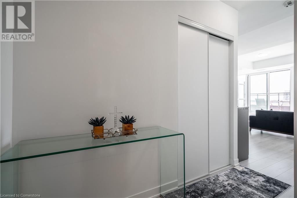 405 Dundas Street W Unit# 307, Oakville, Ontario  L6M 5P9 - Photo 9 - 40685359