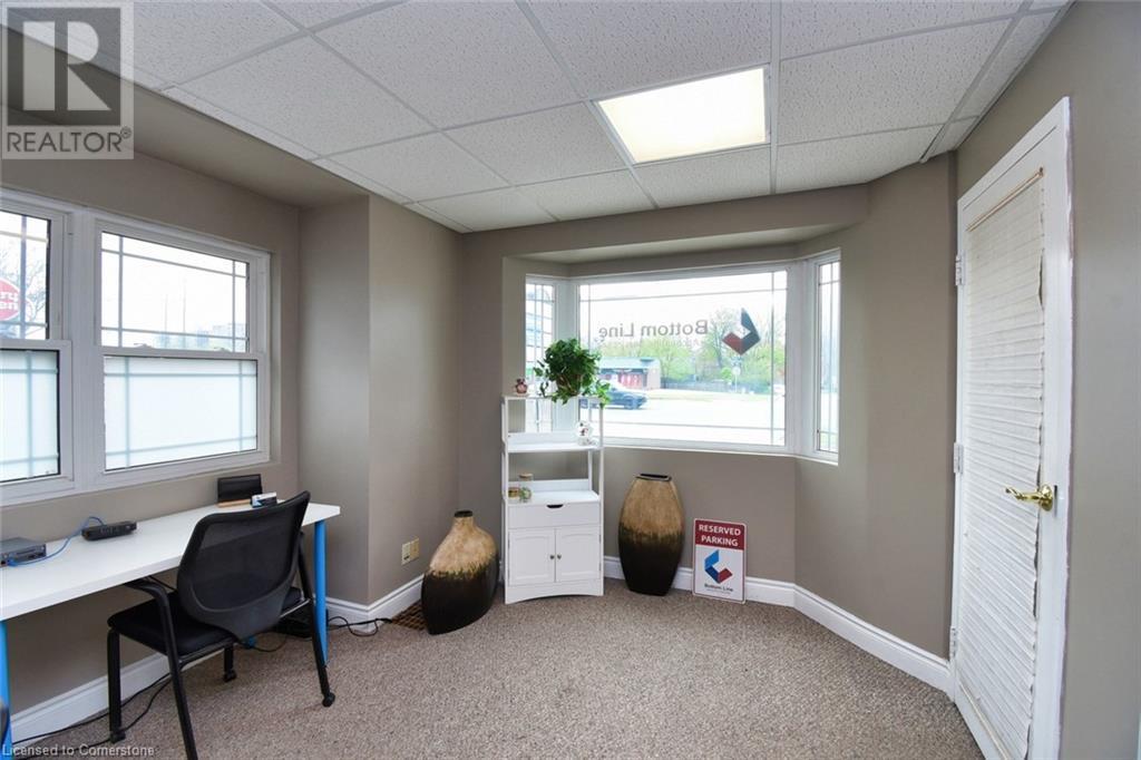 581 Plains Road E, Burlington, Ontario  L7T 2E6 - Photo 11 - XH4192973