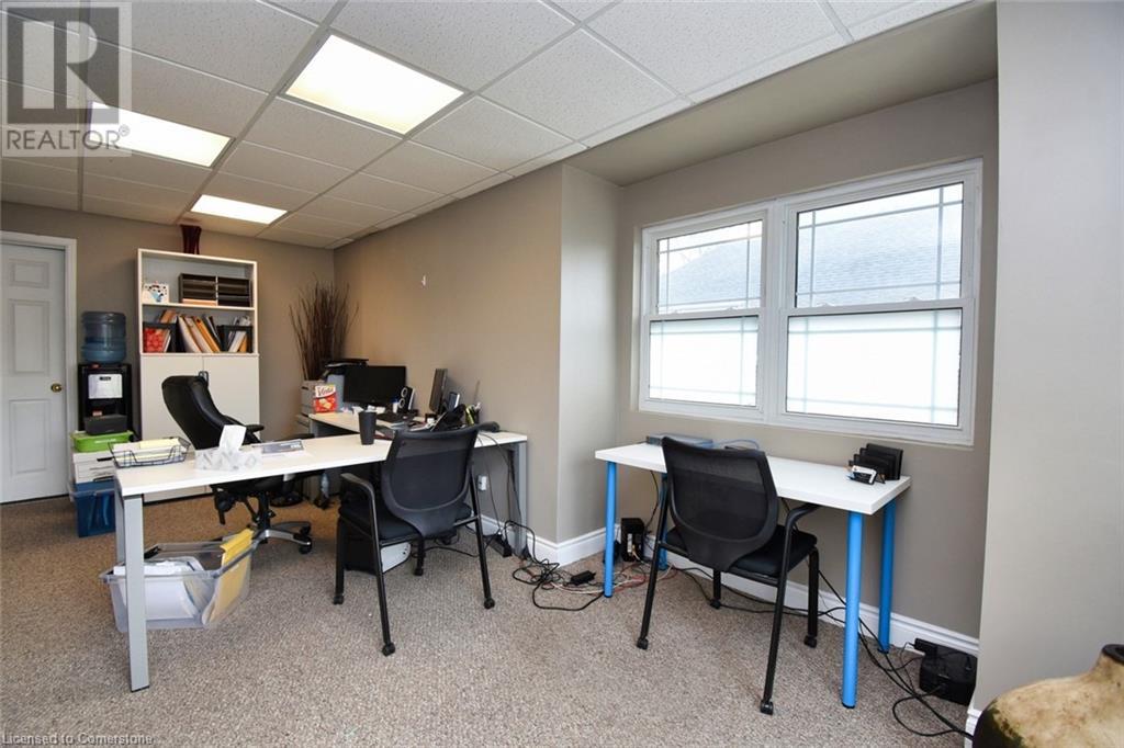 581 Plains Road E, Burlington, Ontario  L7T 2E6 - Photo 10 - XH4192973