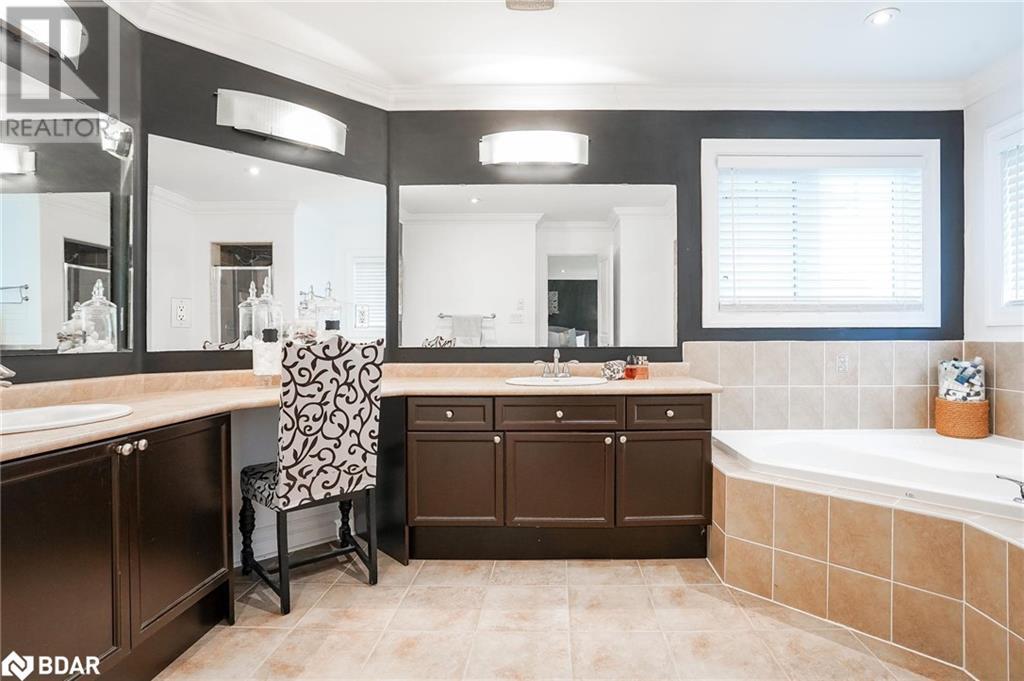 64 Westminster Circle, Barrie, Ontario  L4M 0A5 - Photo 15 - 40681425