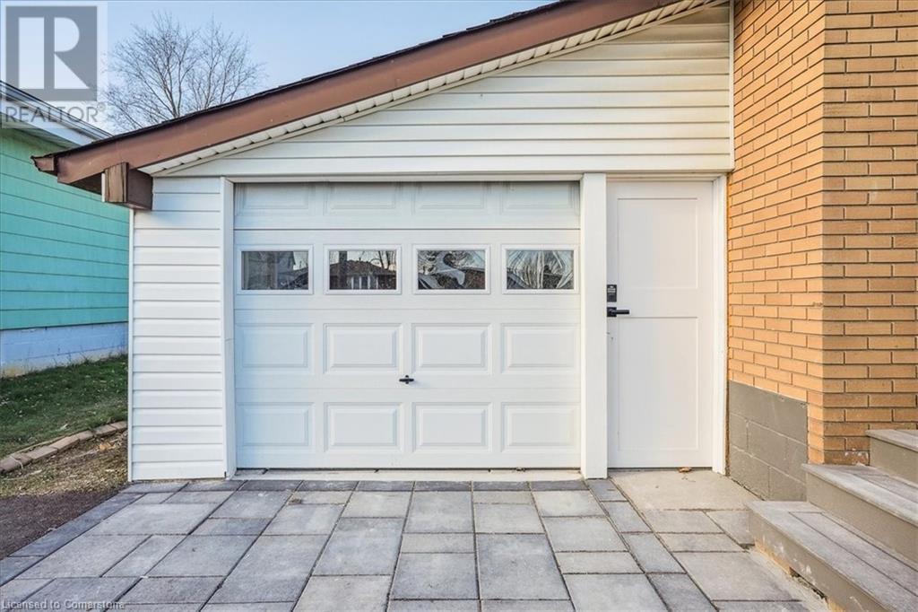 118 Deschene Avenue, Hamilton, Ontario  L9A 3K1 - Photo 19 - 40685343