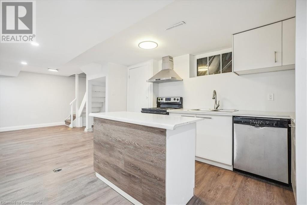 118 Deschene Avenue, Hamilton, Ontario  L9A 3K1 - Photo 25 - 40685319