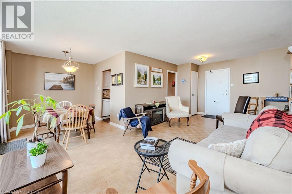 35 Towering Heights Boulevard Unit# 608, St. Catharines, Ontario  L2R 3G7 - Photo 5 - 40685262