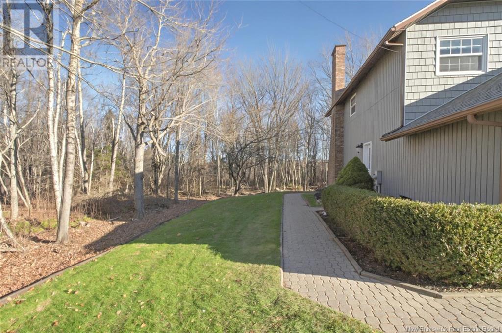 Property at 178 Cartier Street image 5