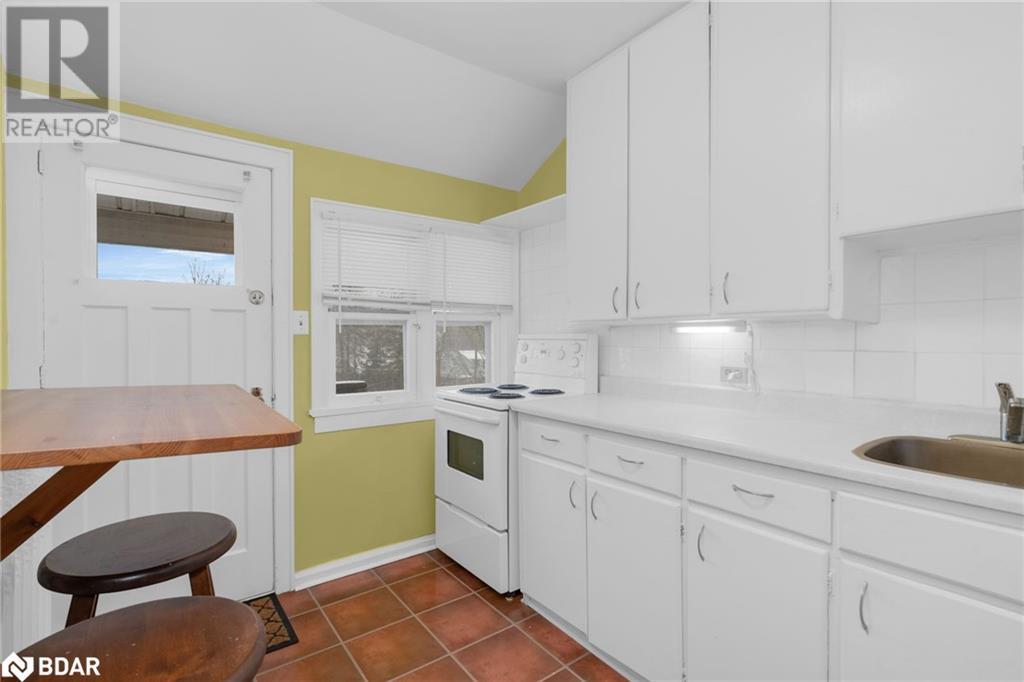 101 Clapperton Street Unit# 9, Barrie, Ontario  L4M 3G1 - Photo 3 - 40684423