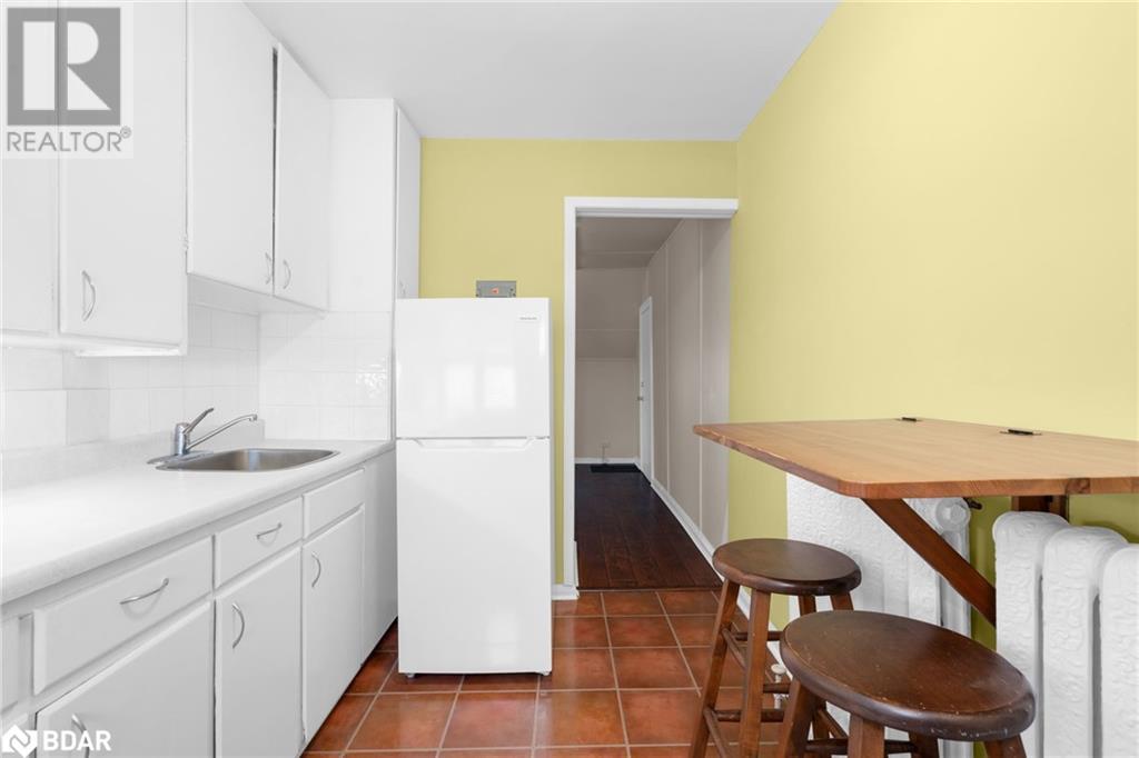 101 Clapperton Street Unit# 9, Barrie, Ontario  L4M 3G1 - Photo 5 - 40684423