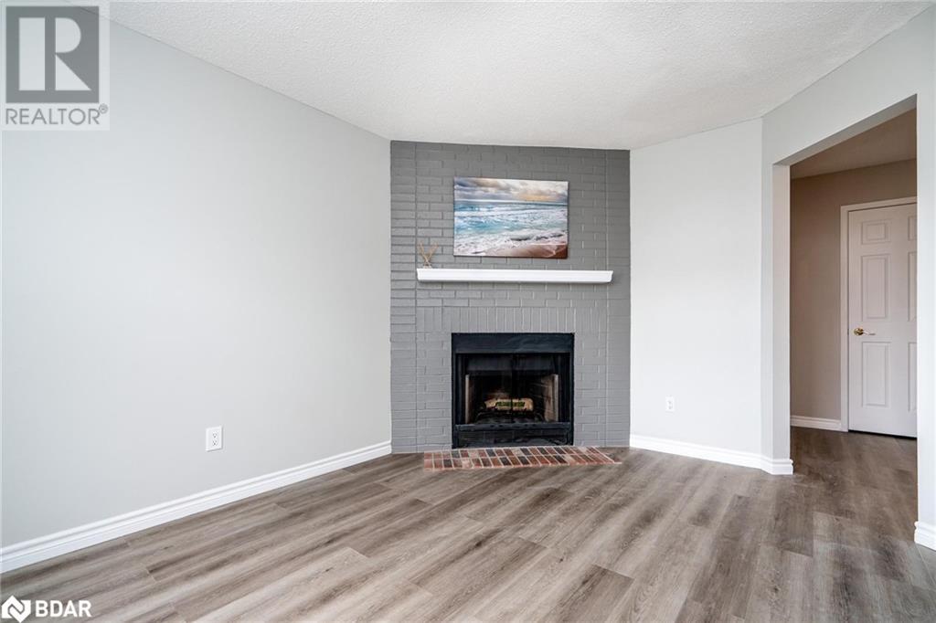 9 Penton Drive, Barrie, Ontario  L4N 7A3 - Photo 8 - 40685375