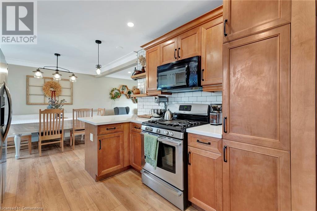 8 Grenoble Road, Hamilton, Ontario  L9C 6K6 - Photo 12 - 40680609