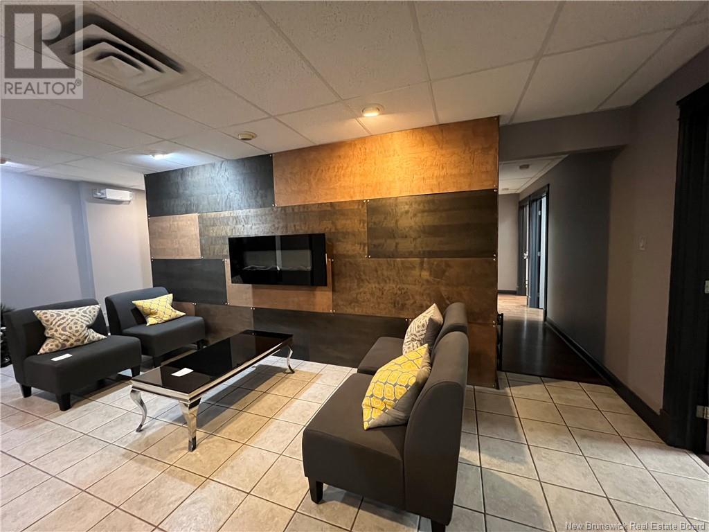 490-494 Queen Street Unit# Suite #400, Fredericton, New Brunswick  E3B 1B6 - Photo 2 - NB110285