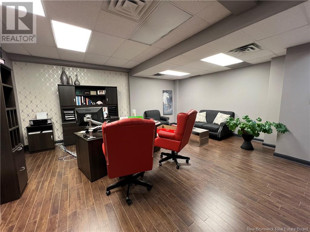 490-494 Queen Street Unit# Suite #400, Fredericton, New Brunswick  E3B 1B6 - Photo 5 - NB110285
