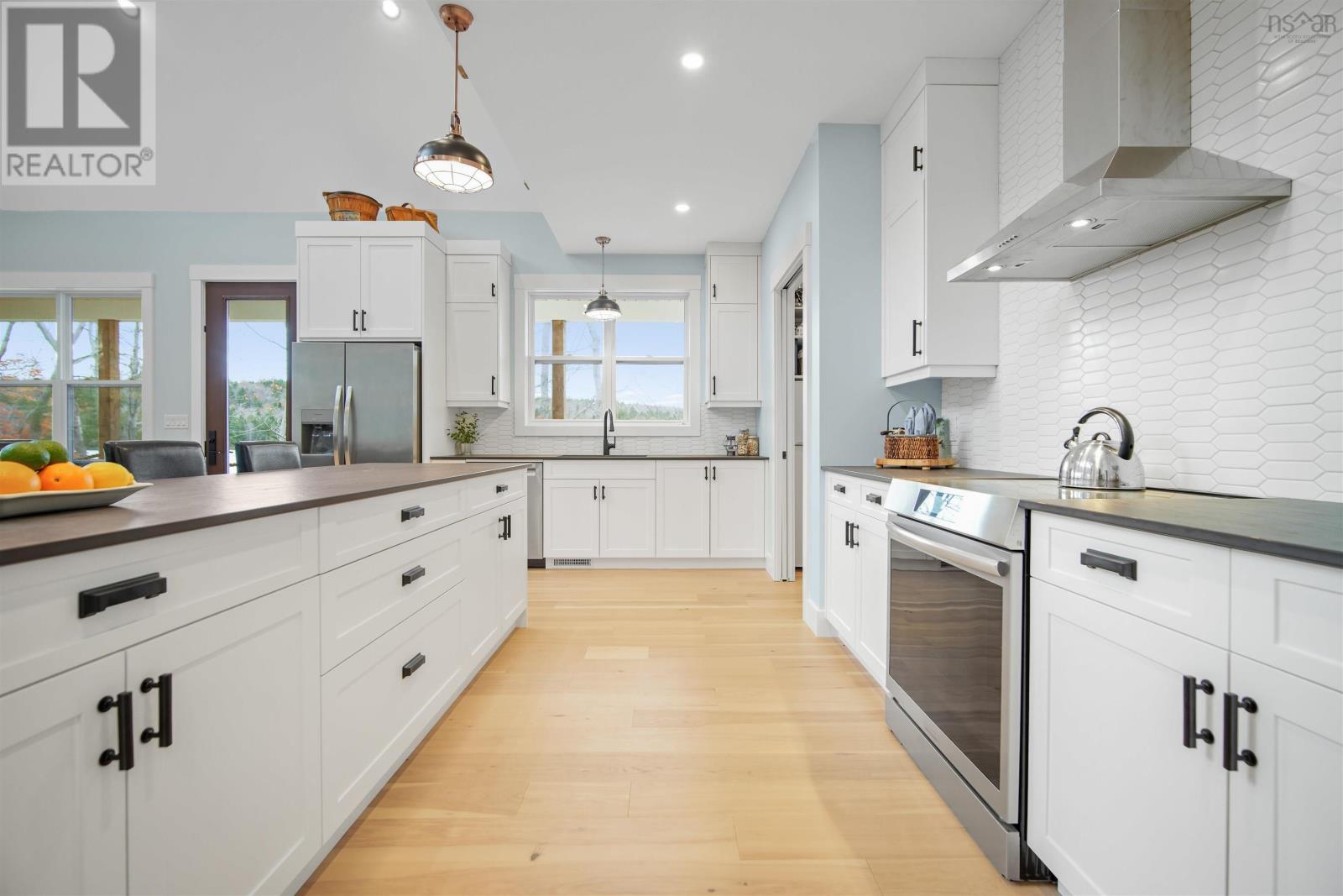 2881 Highway 2, Fall River, Nova Scotia  B2T 1W3 - Photo 12 - 202426134