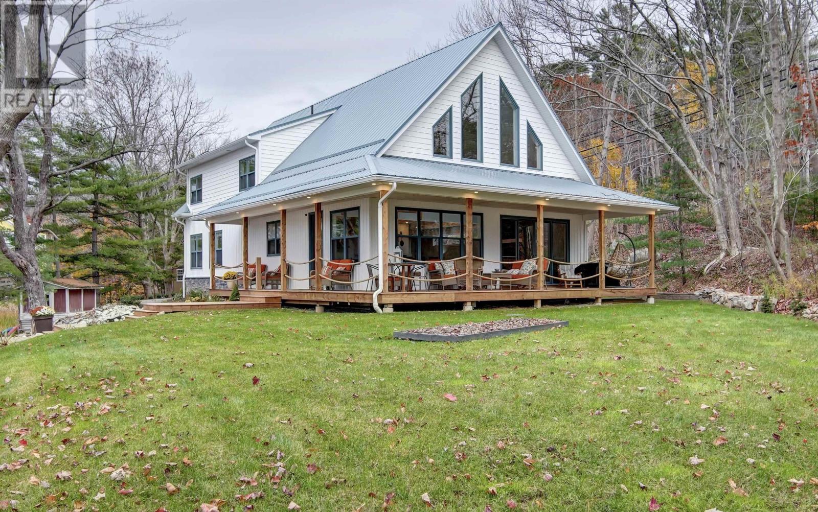 2881 Highway 2, Fall River, Nova Scotia  B2T 1W3 - Photo 2 - 202426134