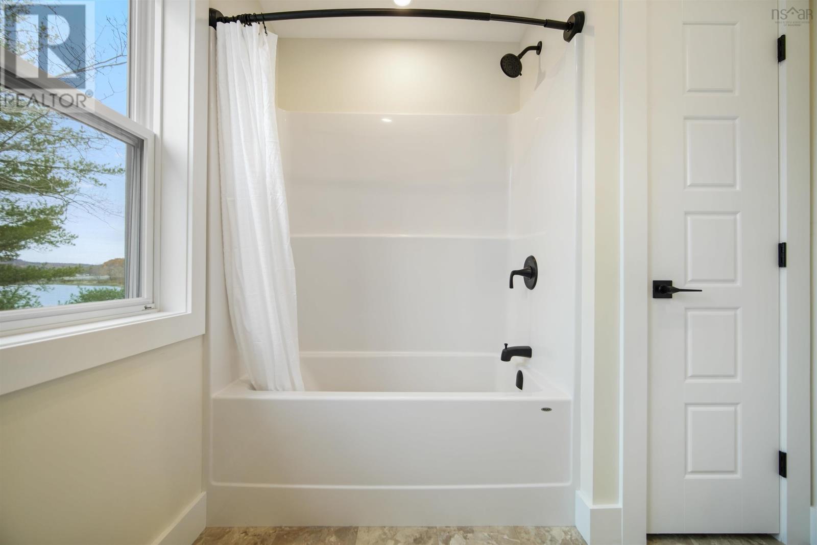 2881 Highway 2, Fall River, Nova Scotia  B2T 1W3 - Photo 36 - 202426134