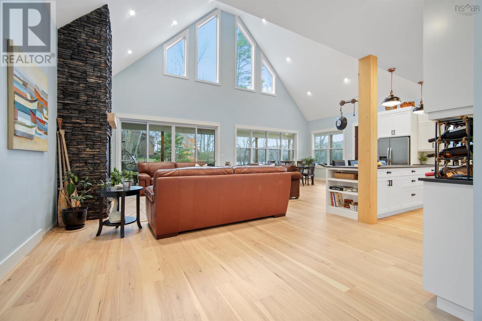 2881 Highway 2, Fall River, Nova Scotia  B2T 1W3 - Photo 4 - 202426134