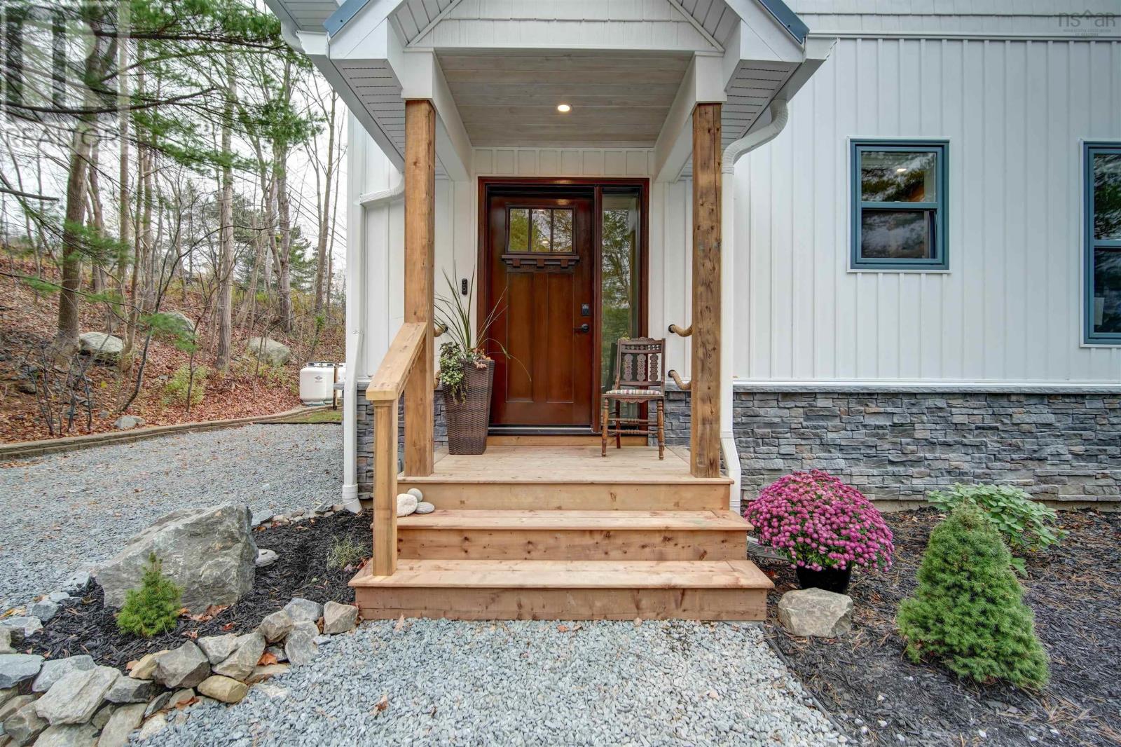 2881 Highway 2, Fall River, Nova Scotia  B2T 1W3 - Photo 6 - 202426134