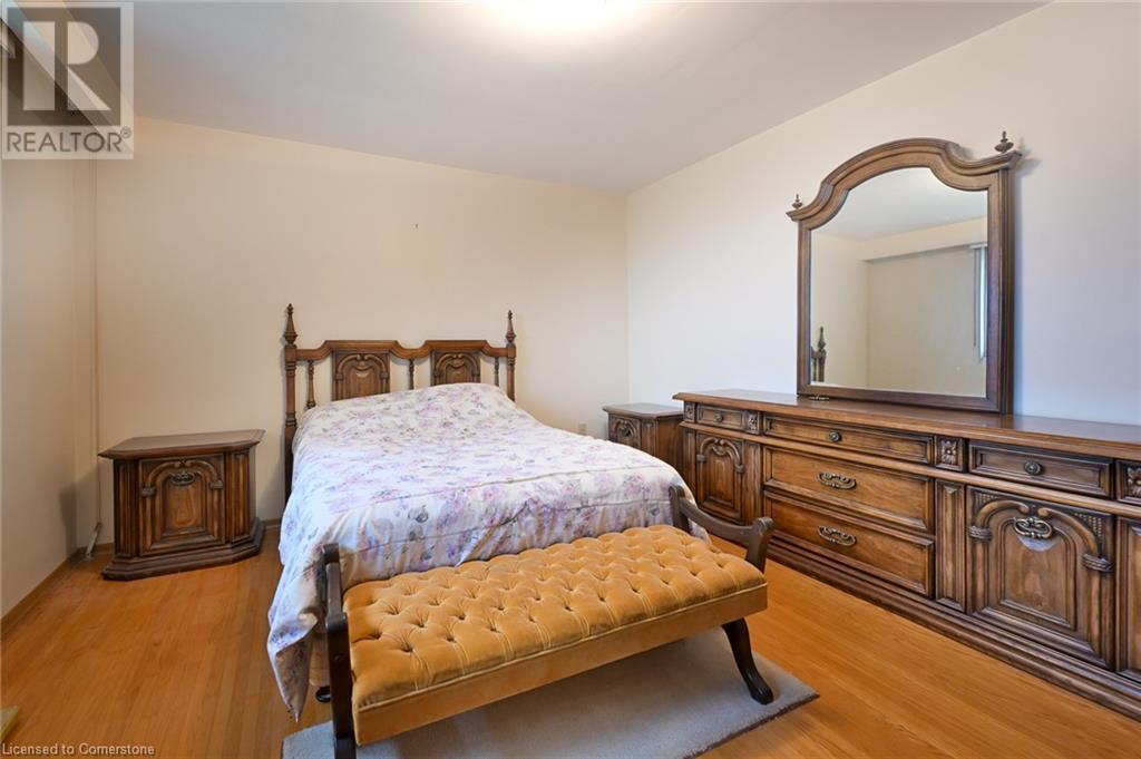 49 Christopher Drive, Hamilton, Ontario  L9B 1G6 - Photo 12 - 40685367