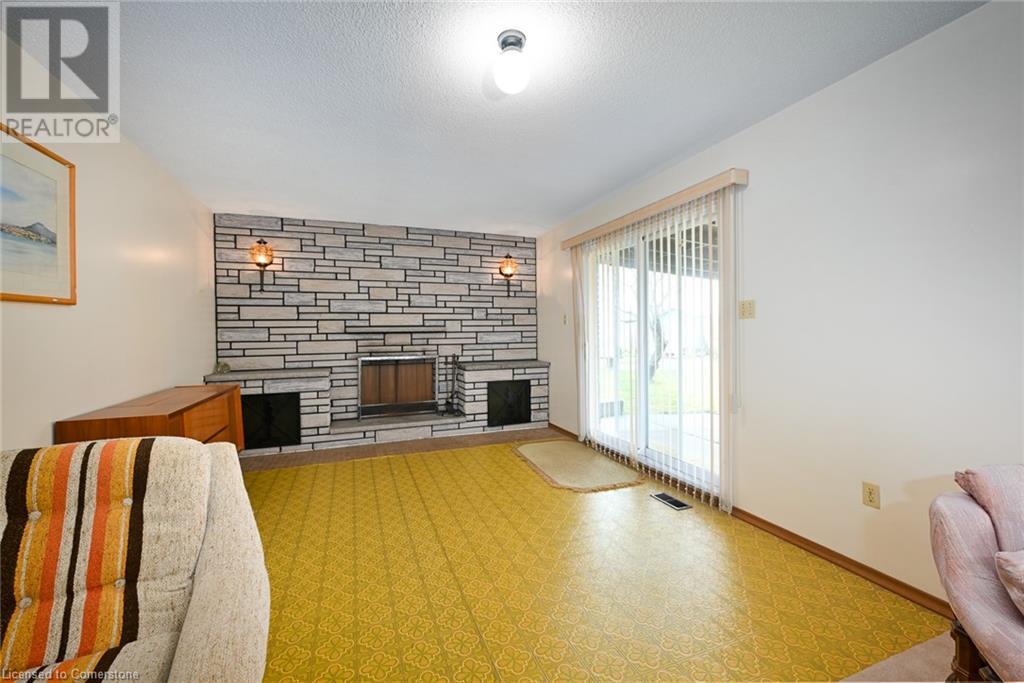 49 Christopher Drive, Hamilton, Ontario  L9B 1G6 - Photo 19 - 40685367