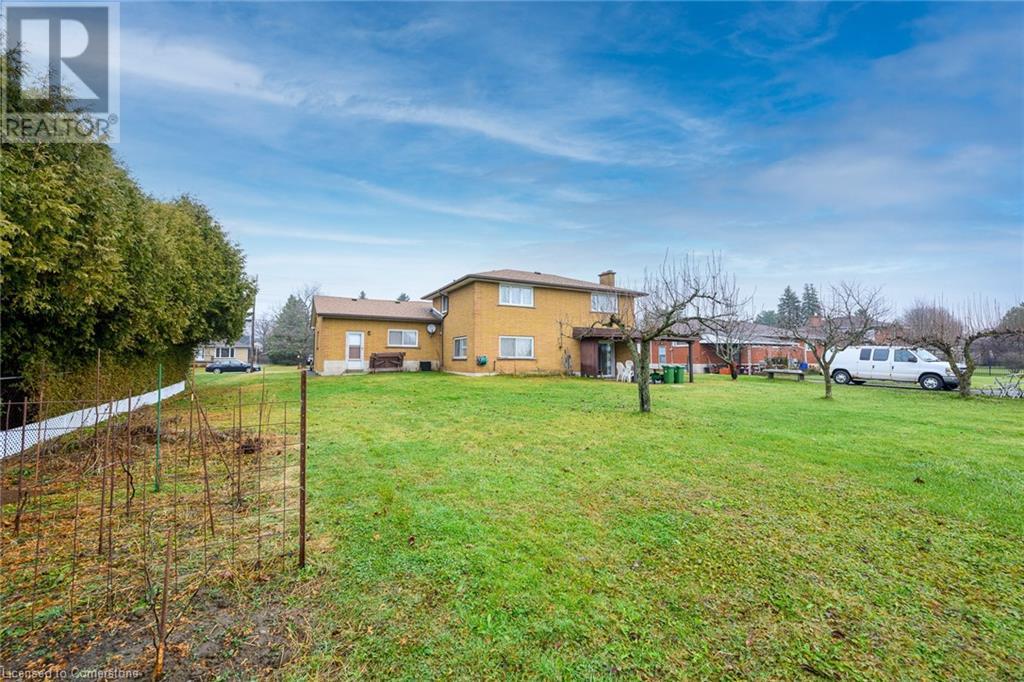 49 Christopher Drive, Hamilton, Ontario  L9B 1G6 - Photo 26 - 40685367