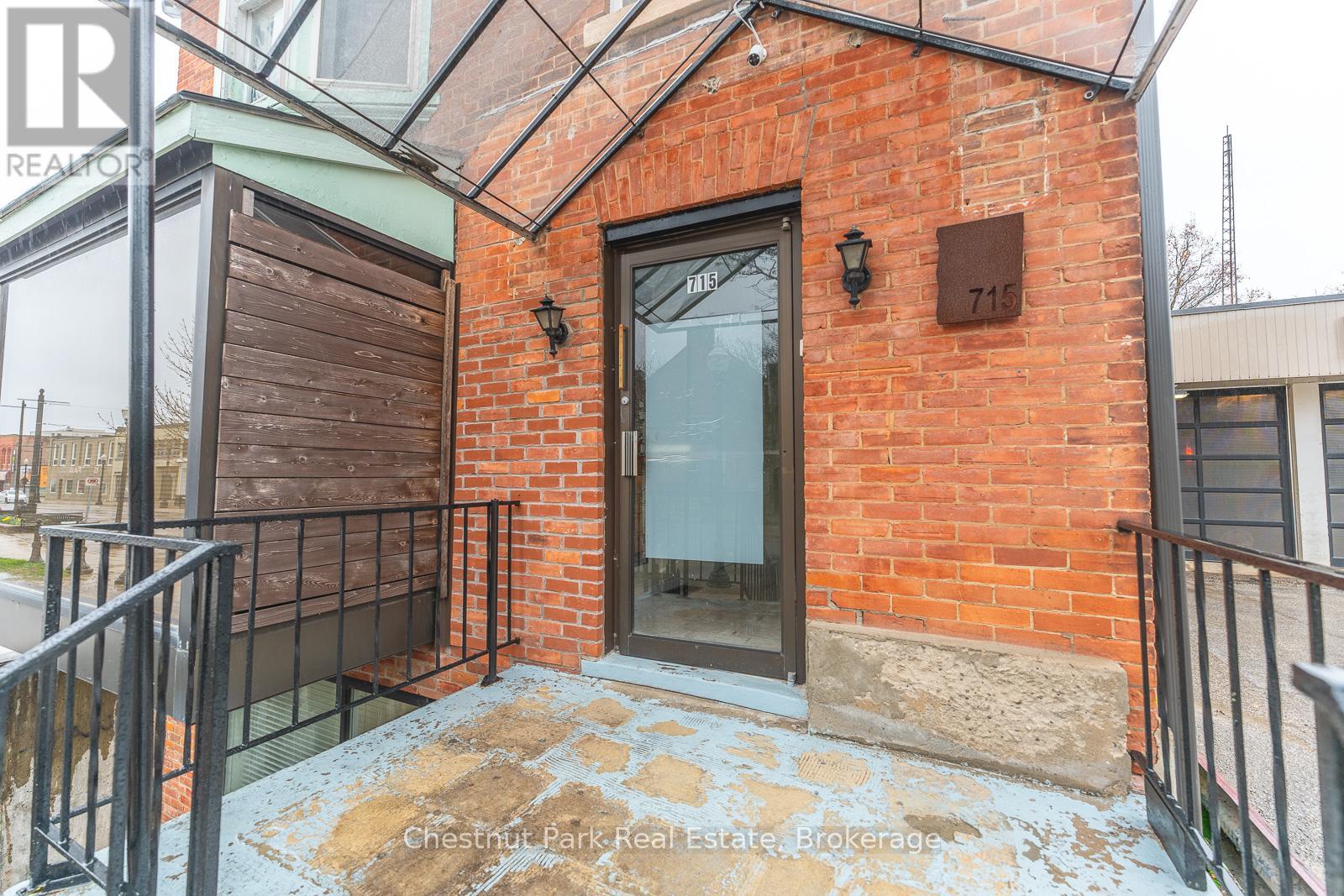 715 2nd Avenue E, Owen Sound, Ontario  N4K 2G9 - Photo 3 - X11893627