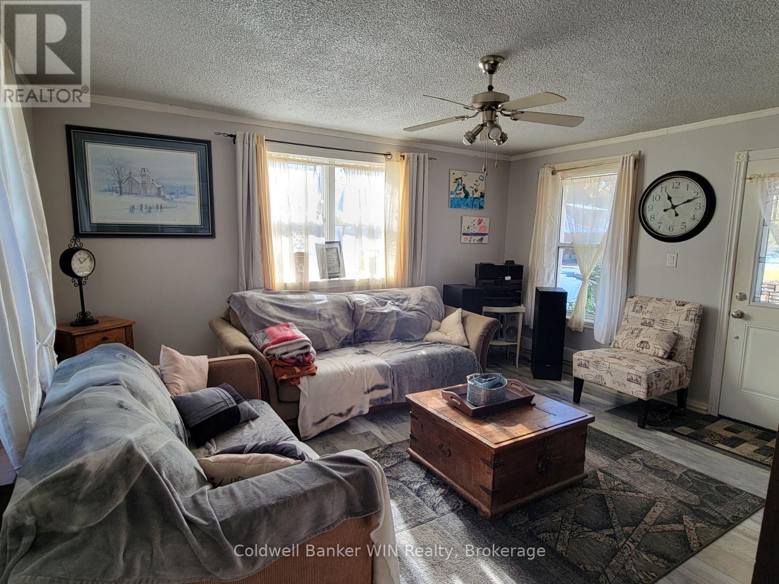 240 Egremont Street N, Wellington North, Ontario  N0G 2L2 - Photo 8 - X11893628
