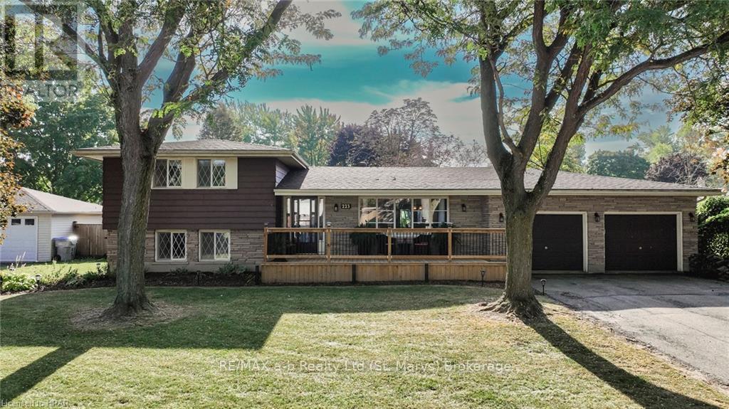 223 COULTON DRIVE, West Perth, Ontario