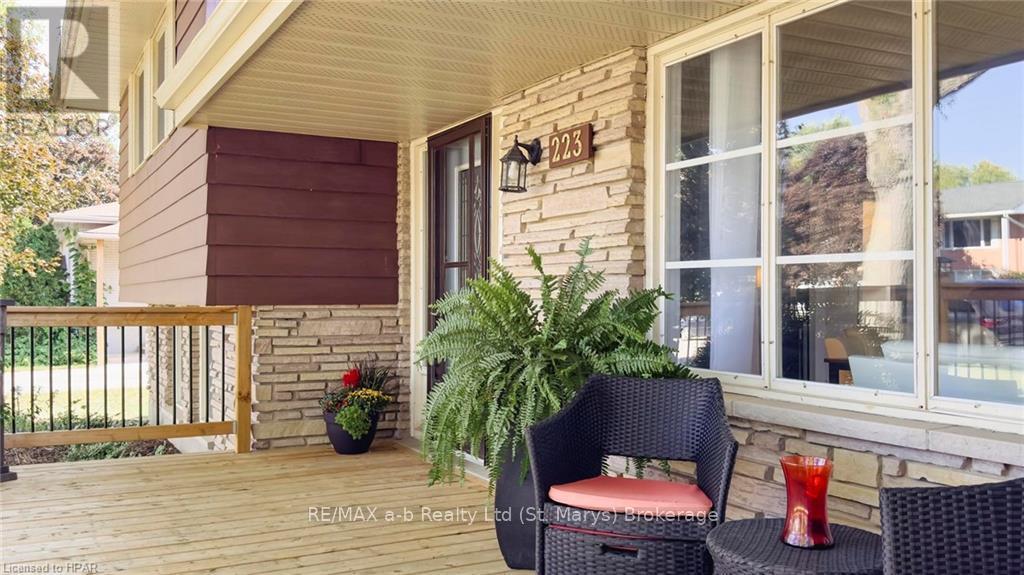 223 Coulton Drive, West Perth, Ontario  N0K 1N0 - Photo 2 - X10780264