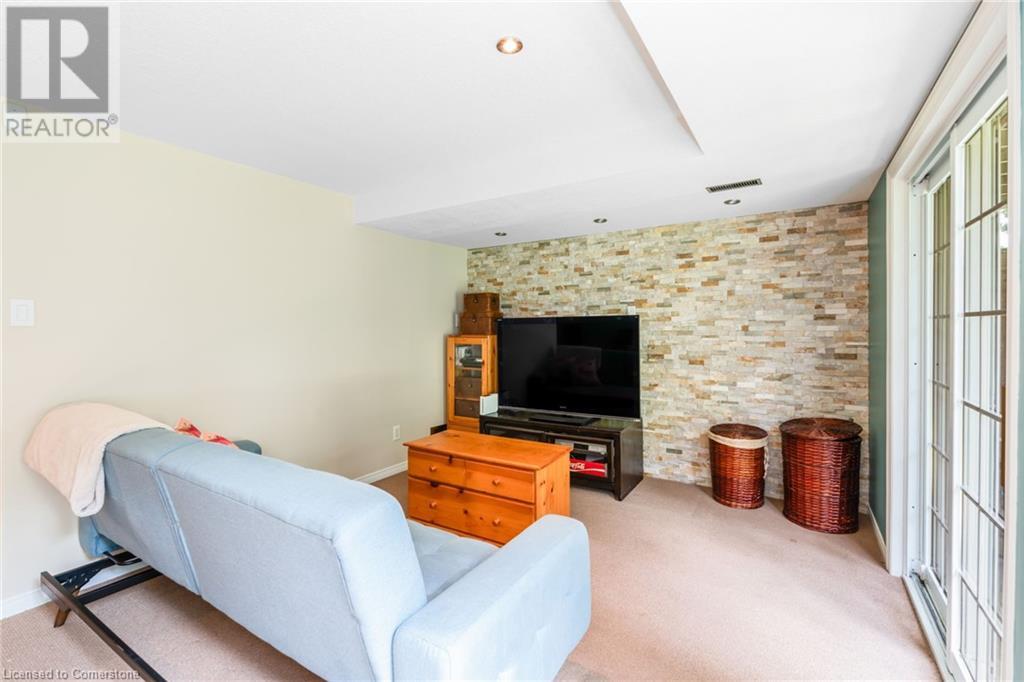 460 Woolwich Street Unit# 33, Waterloo, Ontario  N2K 4G8 - Photo 33 - 40684299