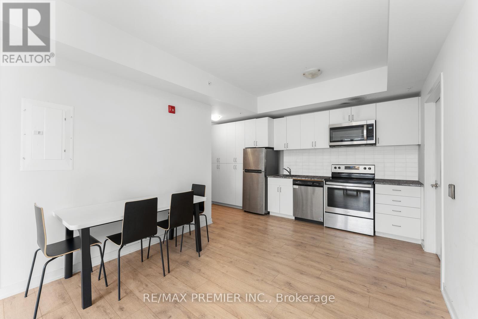 212 - 1800 Simcoe Street N, Oshawa, Ontario  L1G 0C2 - Photo 8 - E11893716