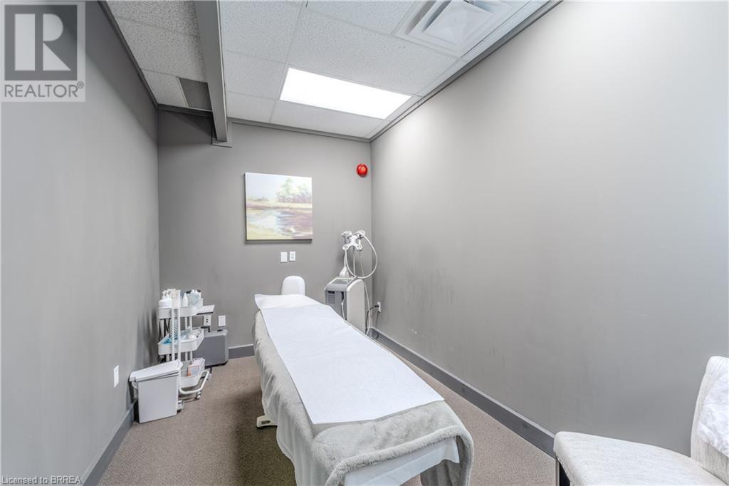 515 Park Road N Unit# 7a, Brantford, Ontario  N3R 7K8 - Photo 7 - 40682871