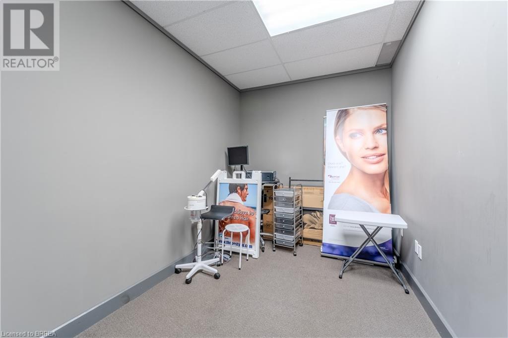 515 Park Road N Unit# 7a, Brantford, Ontario  N3R 7K8 - Photo 13 - 40682858